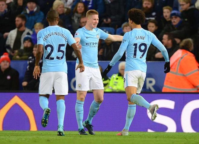 艾顿：我来湖人是填补空缺的，他们长期缺少攻守兼备的大个子