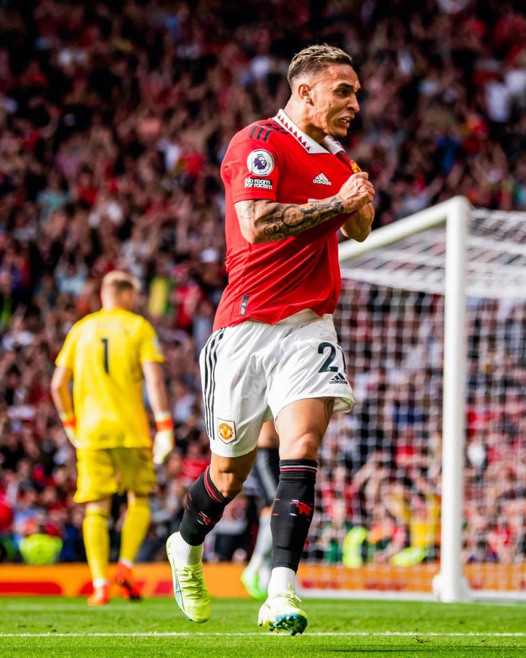 皇马四将染黄，贝林厄姆违规进场遭警告