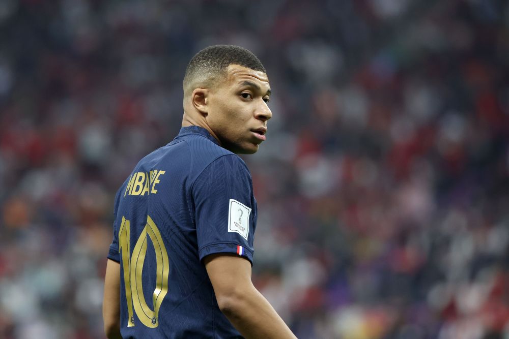 B席达成欧冠百场里程碑，成葡萄牙球员第四人